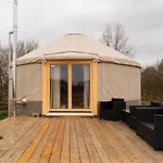 Jurty Glamping * Гостынин