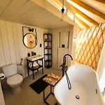 Jurty Glamping *