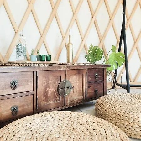 Jurty Glamping אוהל מפואר