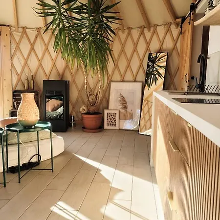Jurty Glamping Gostynin