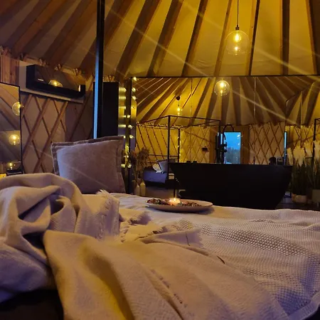 Jurty Glamping Gostynin