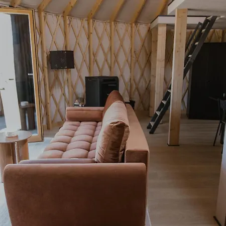 Luksusowy namiot Jurty Glamping Gostynin