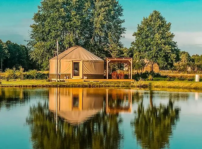 Luksusowy namiot Jurty Glamping Gostynin