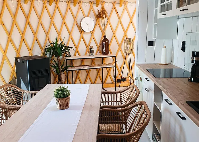 Jurty Glamping Luksusowy namiot *