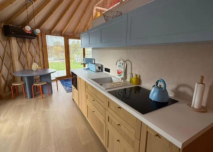 Luksusowy namiot Jurty Glamping Gostynin